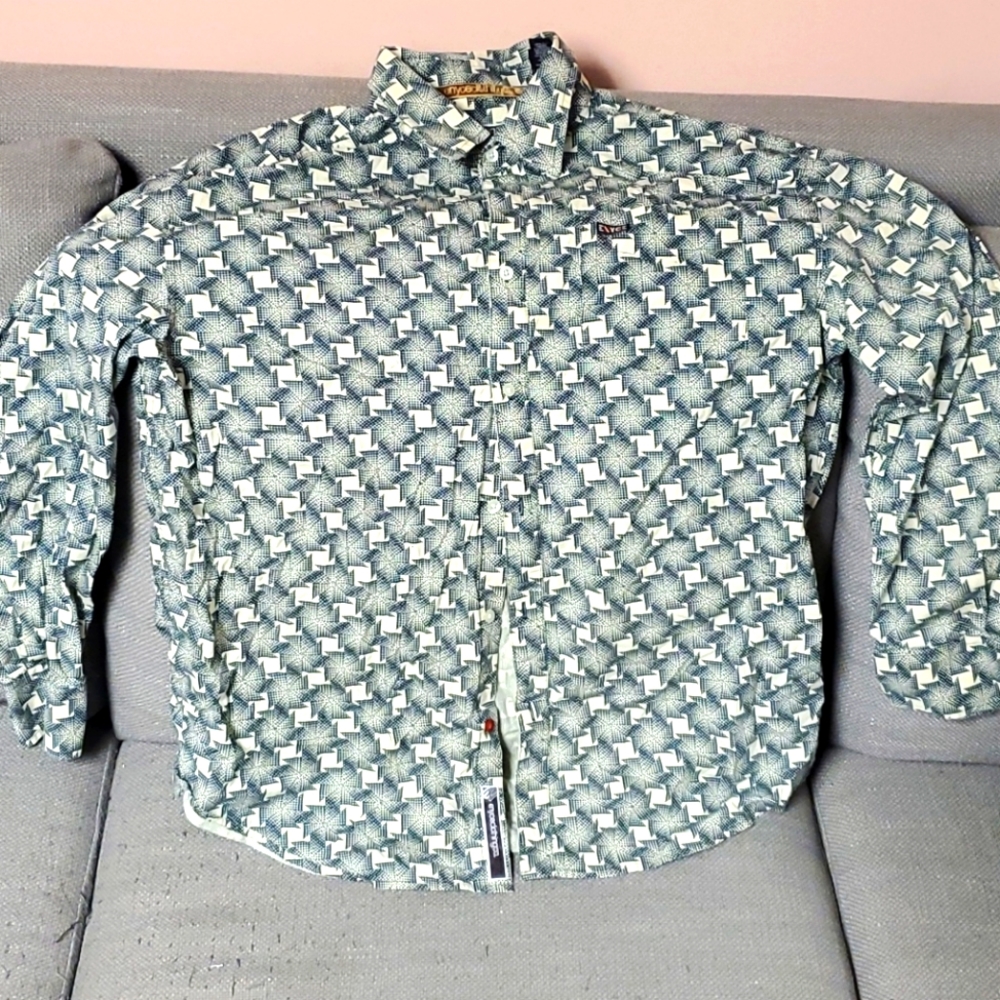 Money green long sleeve collar shirt